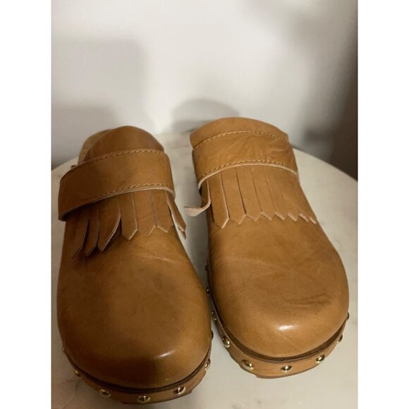 Kelsi Dagger Leather Studded Wooden Bottom Hobby Clogs Mules Tan Size 6 NEW - Picture 3 of 6